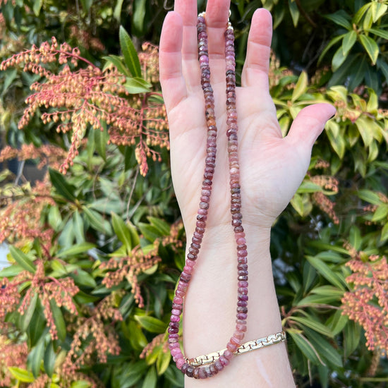 Stone Cache Gemstone Necklace "Sunset Tourmaline"