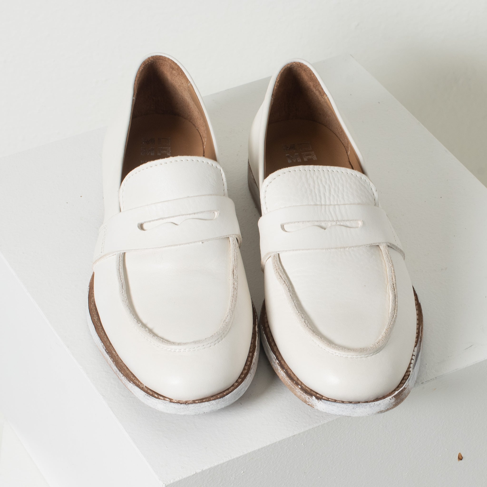 Moma Spring Loafer (milky) – A Mano: Luxury artisan footwear