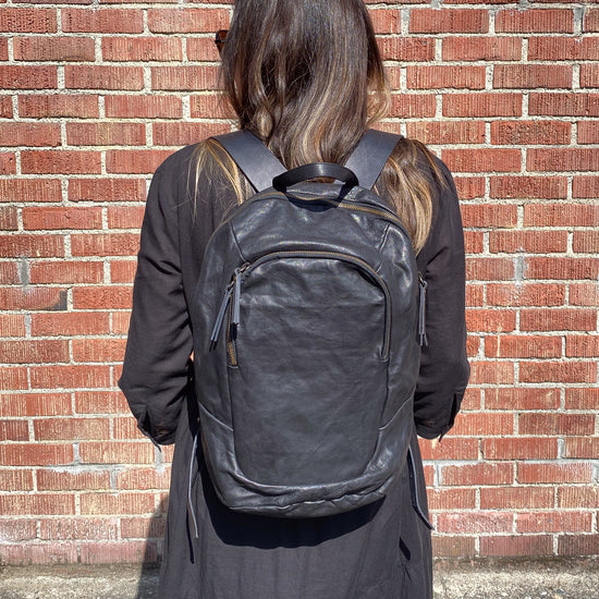 Shoto Medium/Large Leather Backpack