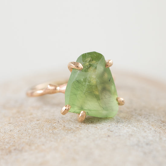 Variance Objects Medium Peridot 14K Gold Ring